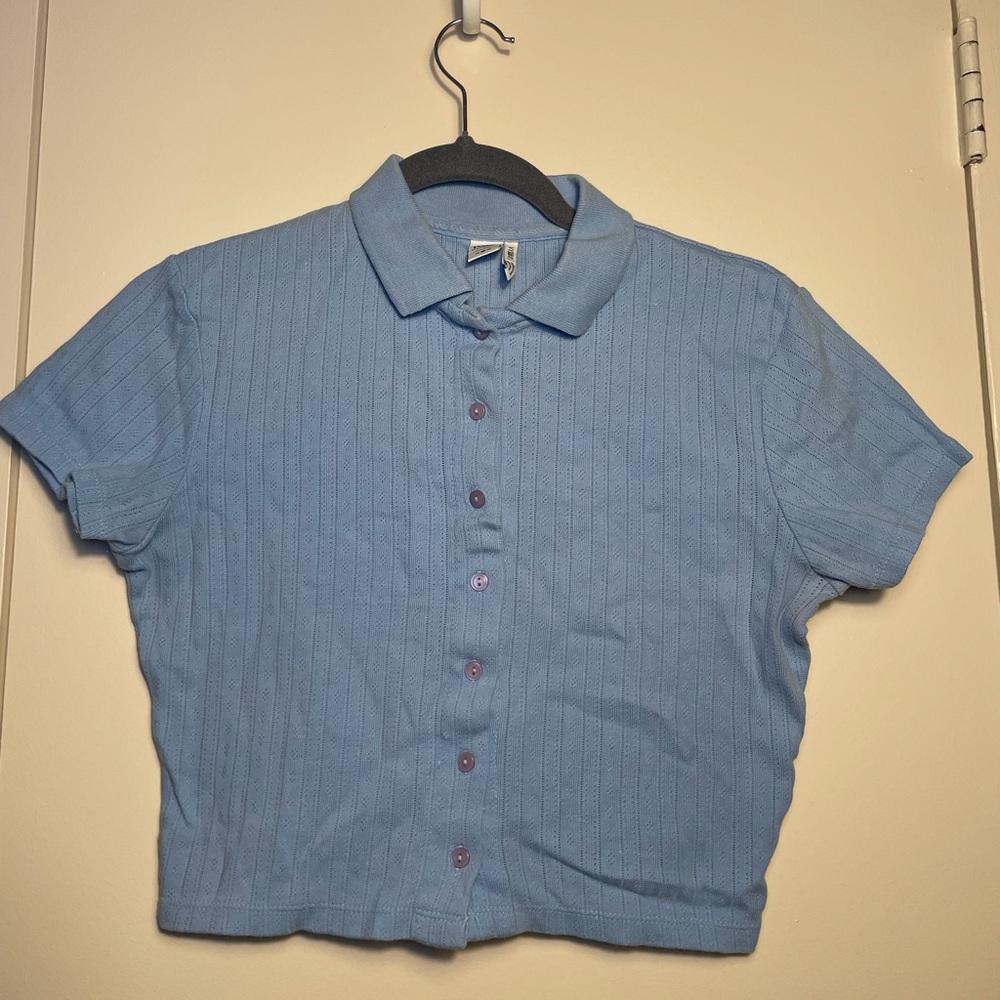 Size M women’s PURE ORGANIC COTTON baby blue buttoned collared polo shirt